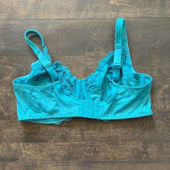 🌟 Barely breezies embroidered microfiber bra style A72247 turquoise Sz- 38D - Picture 8 of 9